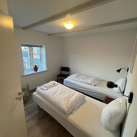 Town Square Apartamento Højer